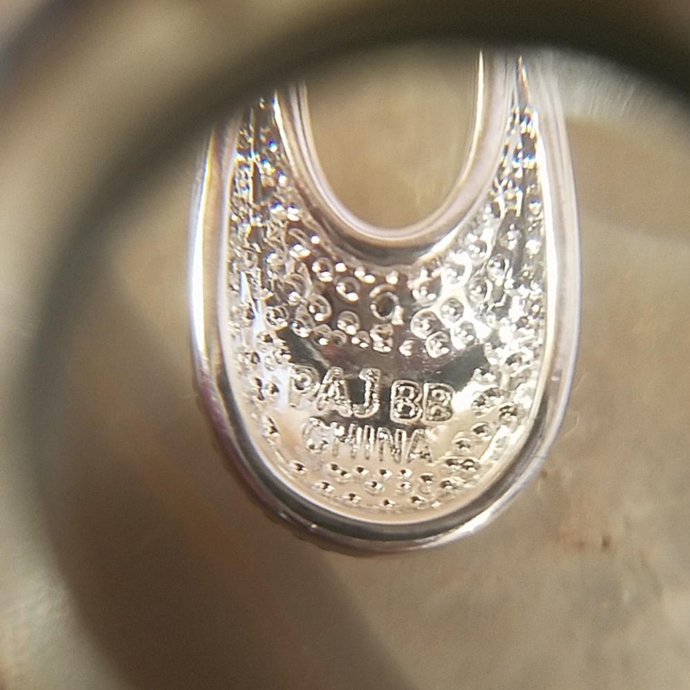 Final Black & white rhodium plated earrings NWOT - Picture 5 of 7